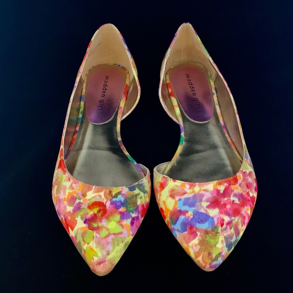 Madden Girl Floral Flats | Size 7.5